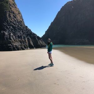 Meet your Posher, Caroline